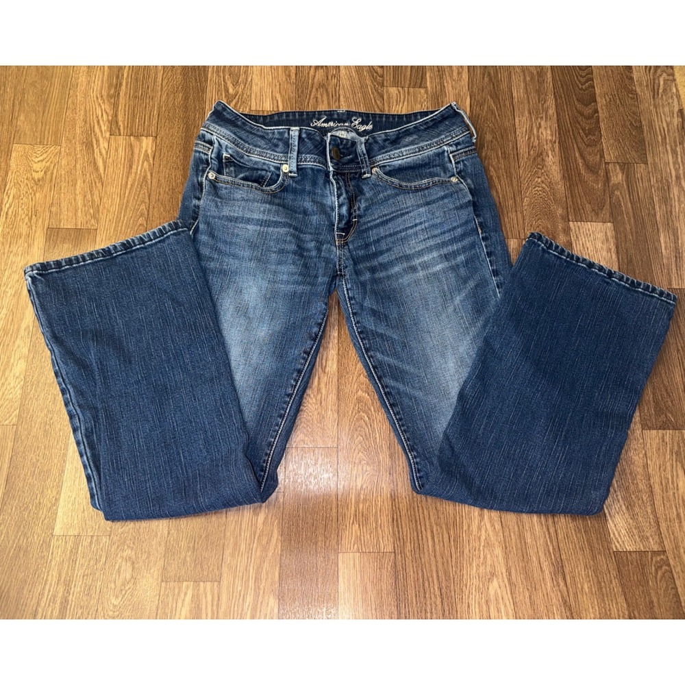 American Eagle Original Boot Jeans Womens 6 Short Medium Wash Low Rise Stretch